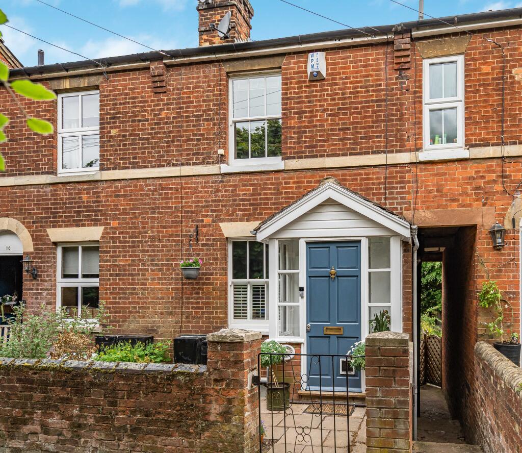 Main image of property: Storehouse Lane, Hitchin, SG4
