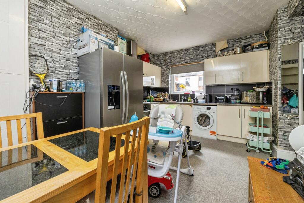 House in Lincoln, Lincolnshire - View 4