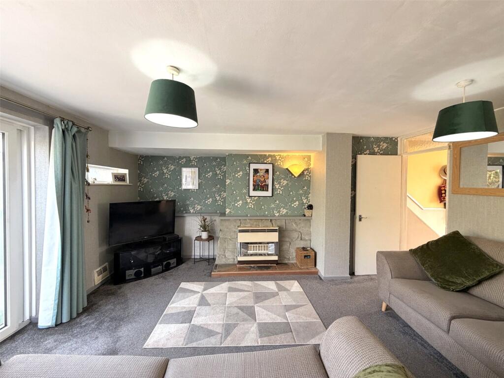 House in Birmingham, Kings Norton - More