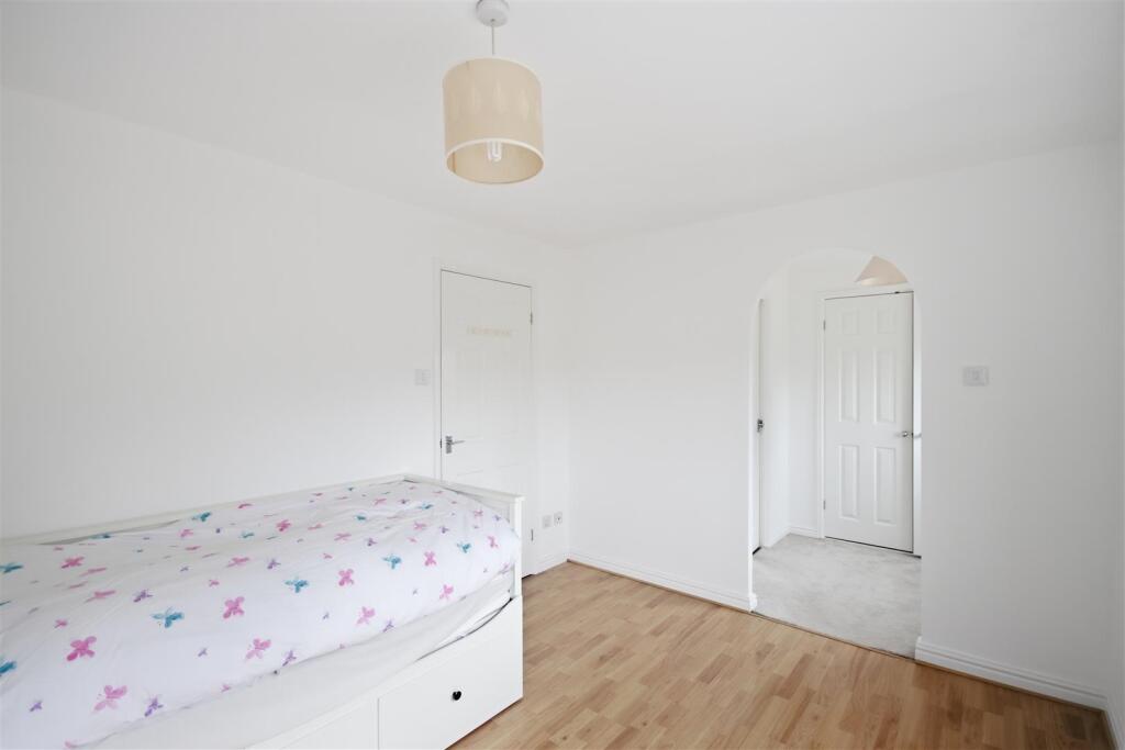 House in North East Derbyshire, Holymoorside and Walton - View 5