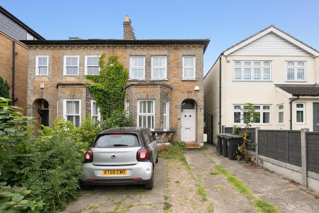 Main image of property: Palmerston Road, Buckhurst Hill