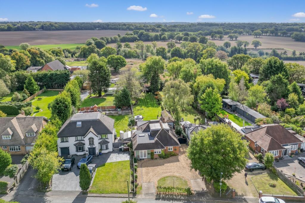 Barkers Lane, Wythall, B47