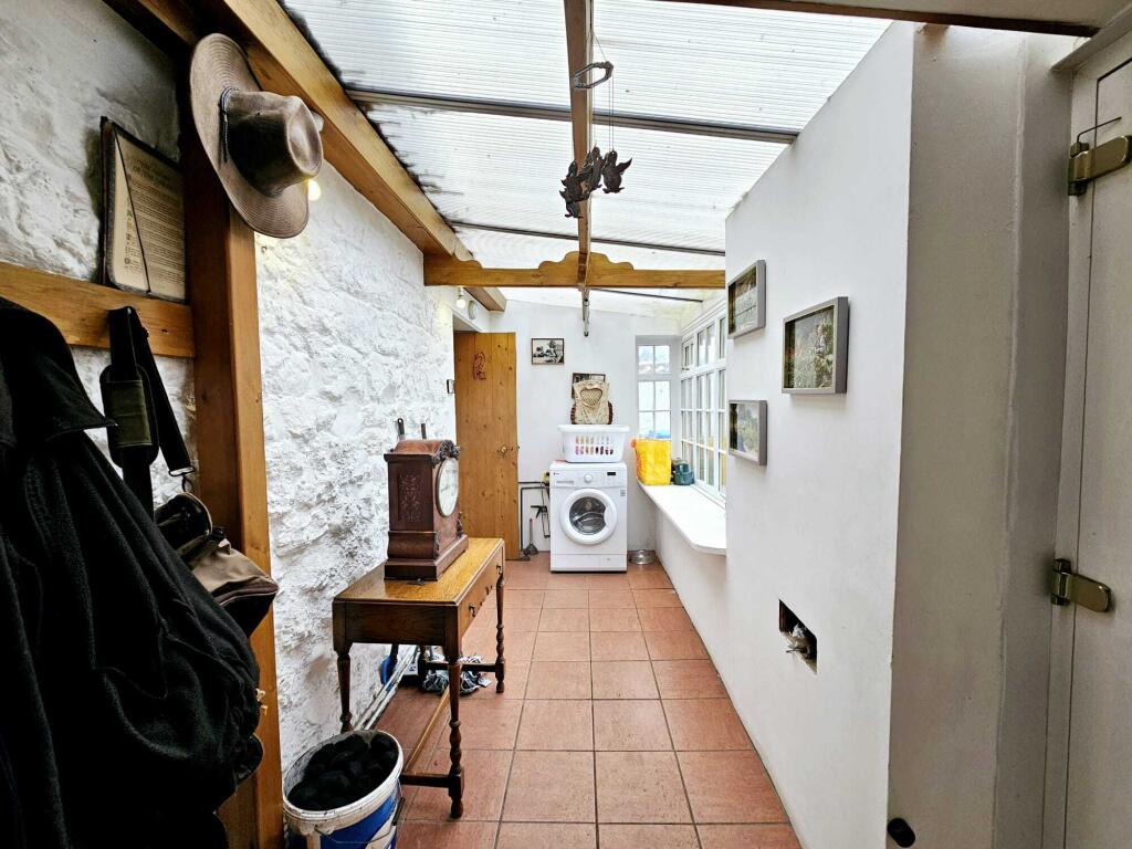 Rose Cottage, Folkton, Scarborough, North Yorkshire photo 5