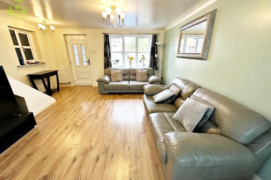 Old Vicarage, Westhoughton, BL5 2EG - Widok 3