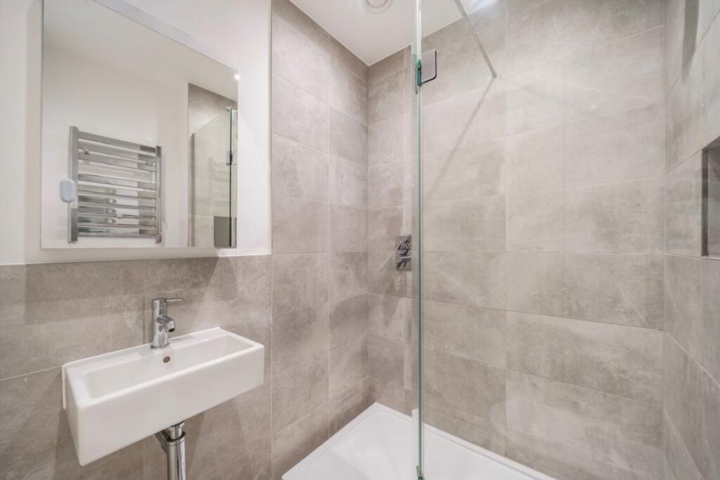 Apartment in London, Fulham - View 4