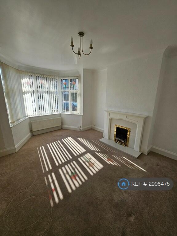 House in Stoke-on-Trent - View 4
