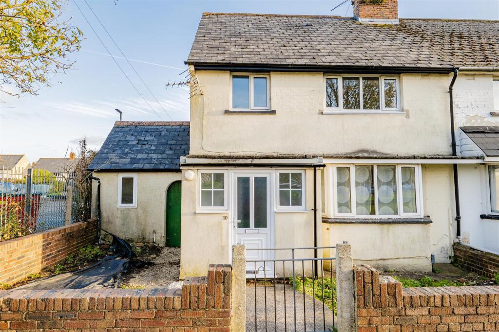 Main image of property: Florence Avenue, Barry