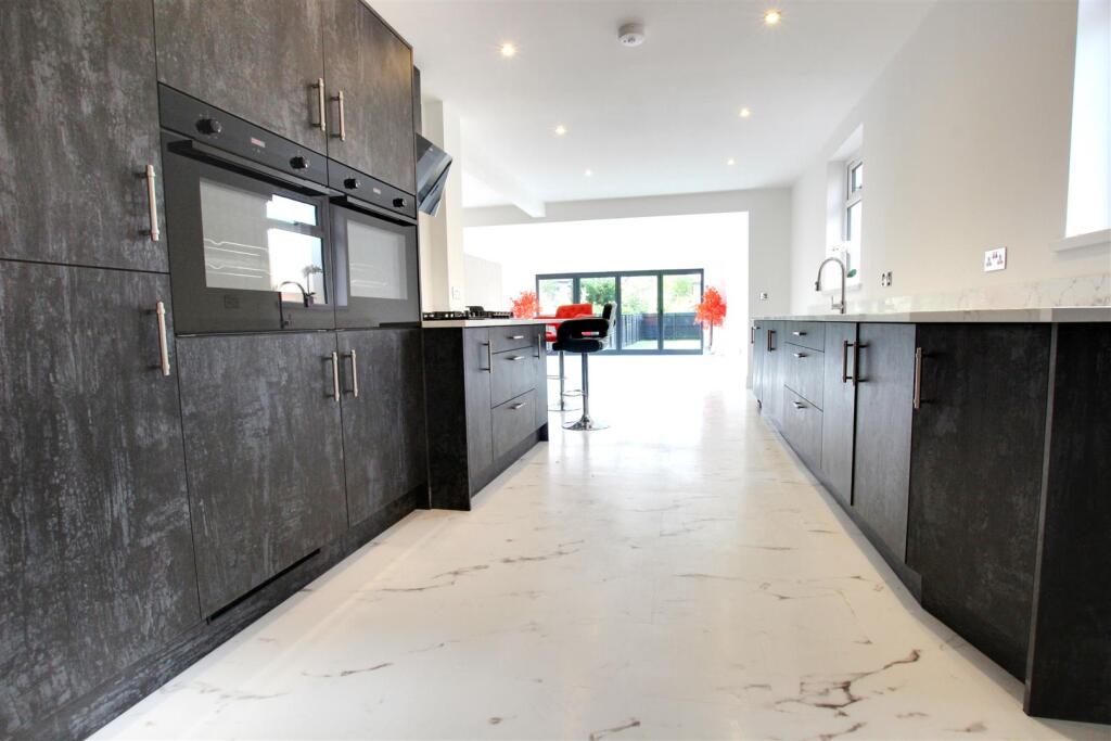 House in Cottingham, East Riding of Yorkshire - View 5