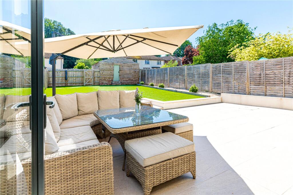 House in Newbury, West Berkshire - View 5