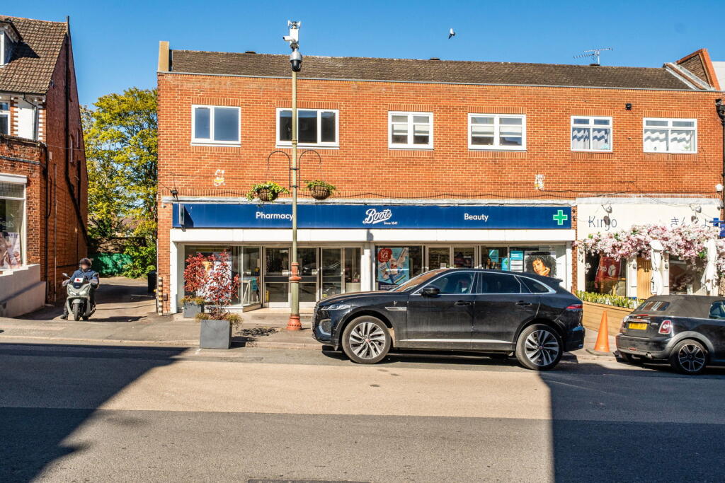 Main image of property: Station Road East, Oxted, RH8 0PG