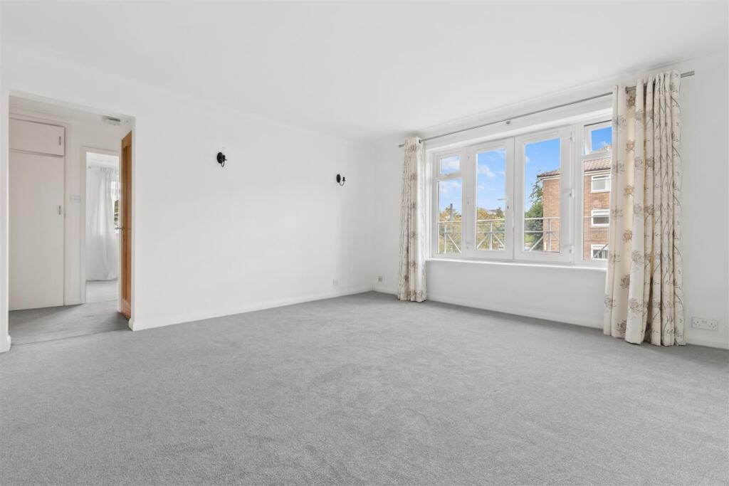 Apartment in London, Addiscombe - View 5