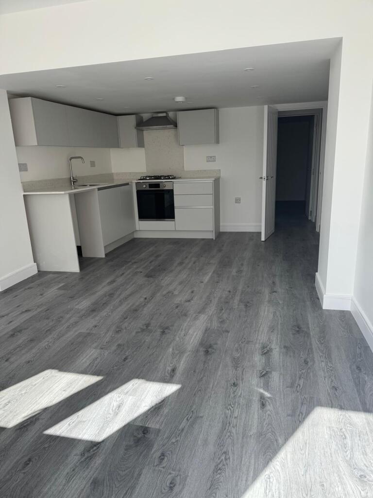 House in Gravesend, Rosherville, Perry Street - View 5