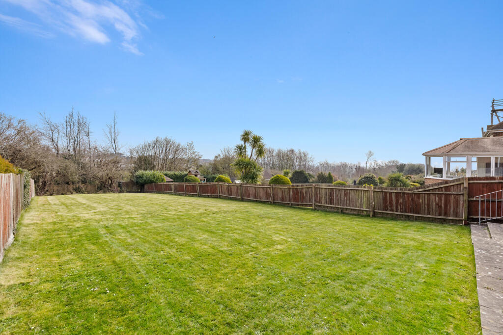 House in Hove, West Blatchington - View 2