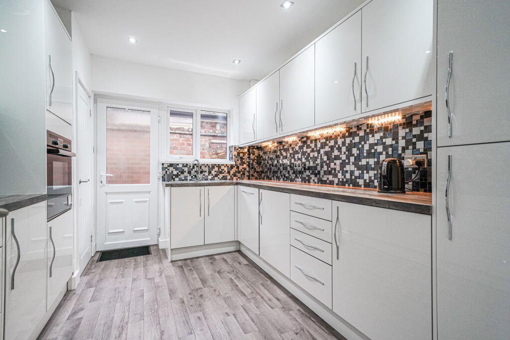 Additional image 2 of Oberon Drive, Shirley