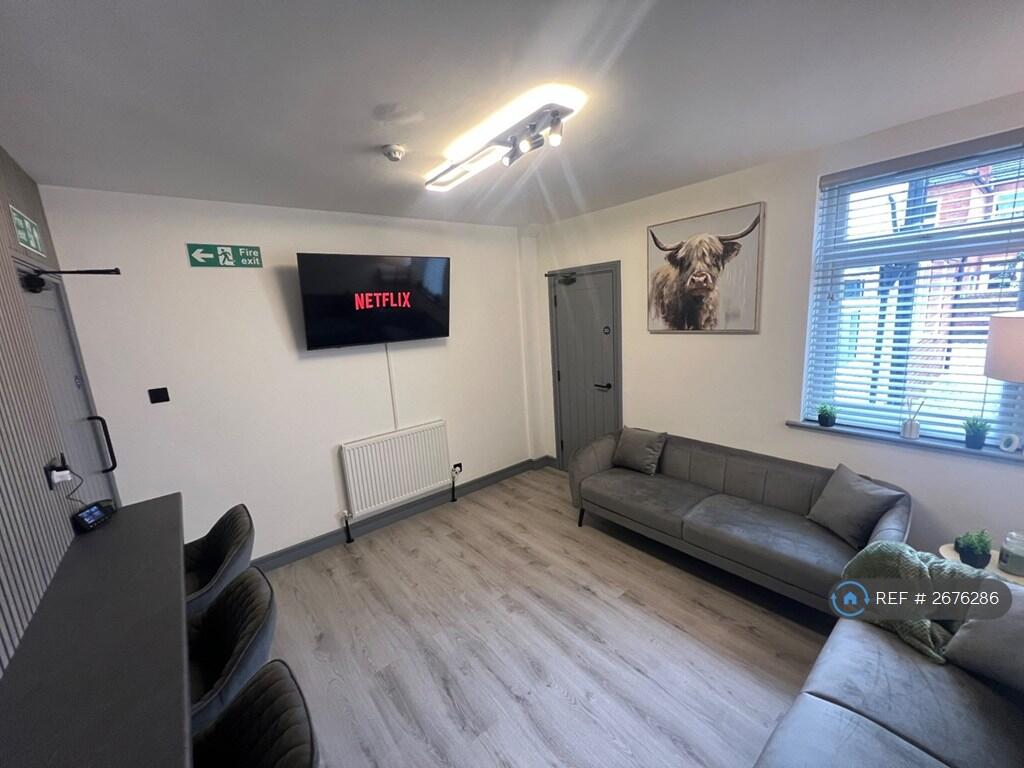 Main image of property: Victoria Street, Reading, RG1