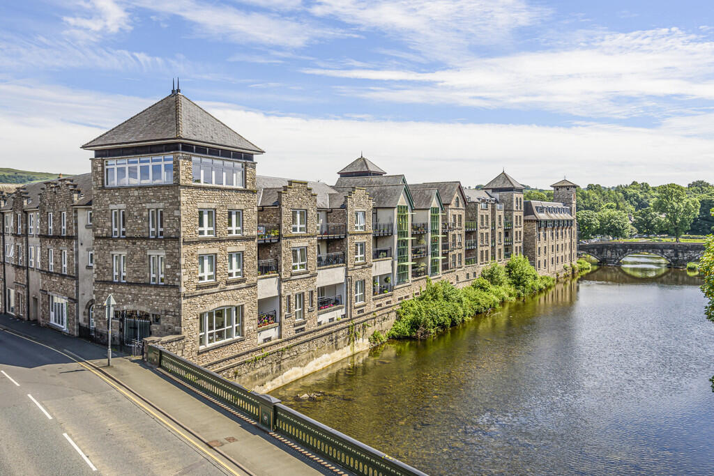 2-bed flat on Aparment 4 Kentgate Place, Kendal, Cumbria, LA9 6EQ, £320,000