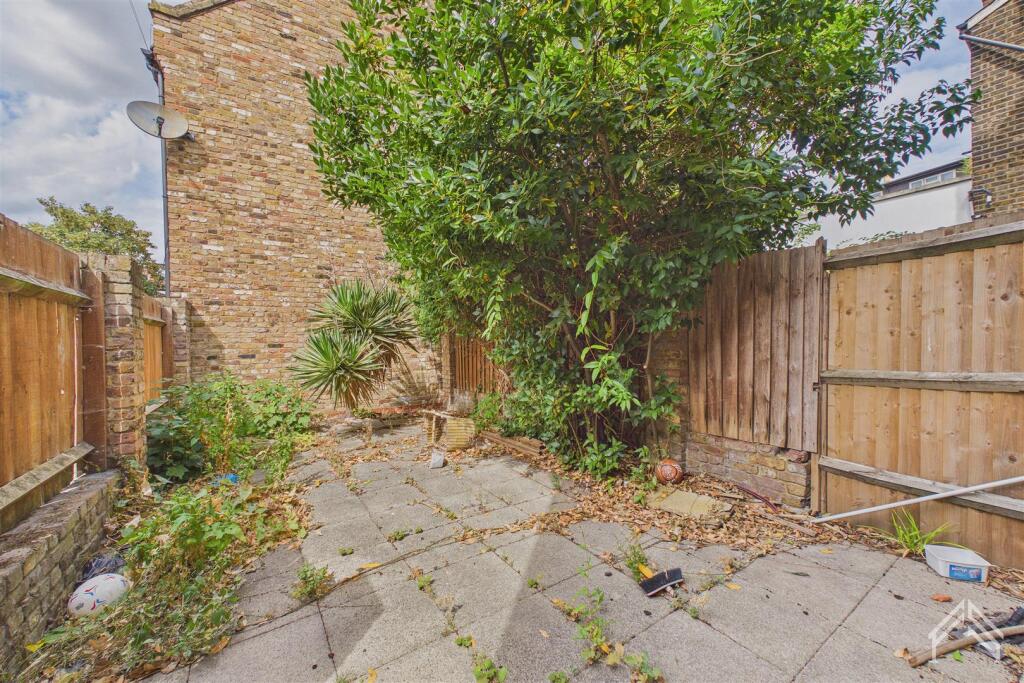 House in London, Leyton - View 2