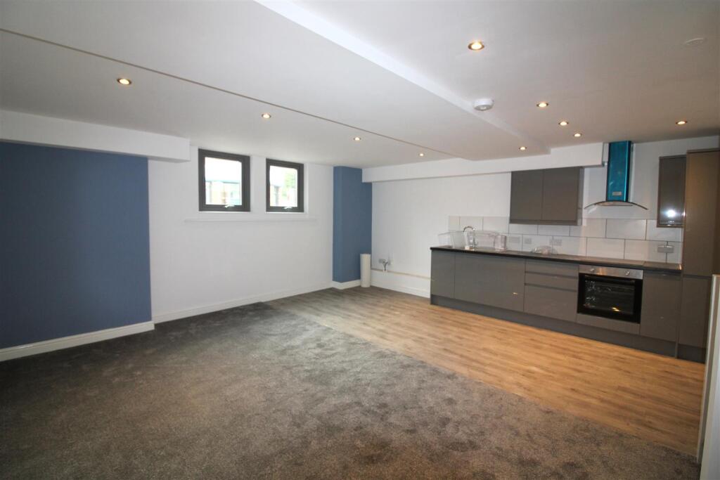 Apartment in Nottingham - View 2