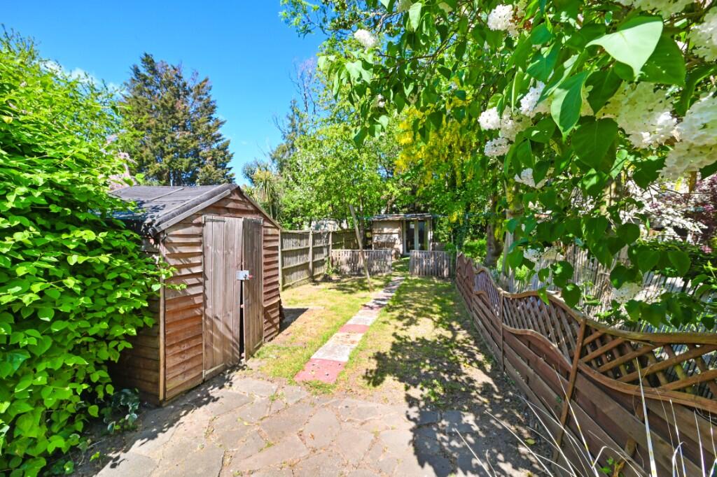 St. Anthonys Avenue, Woodford Green, Essex, IG8 - View 5