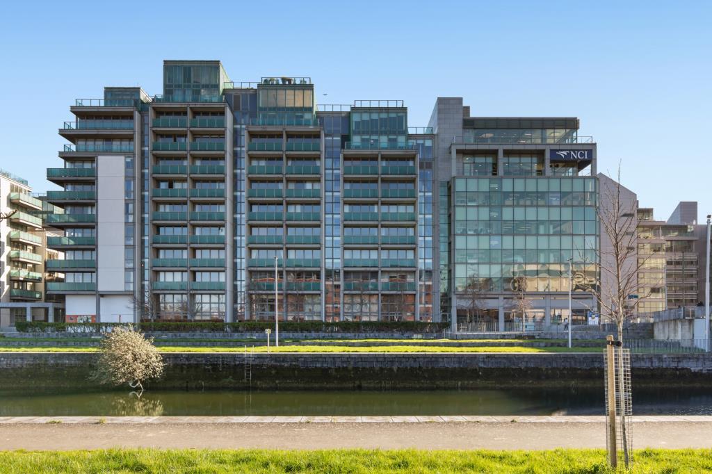 Main image of property: 4 Blackwater House, Spencer Dock, Dublin 1, D01 CD58