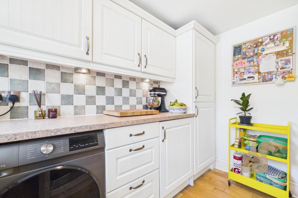 House in Tendring, Ardleigh - More
