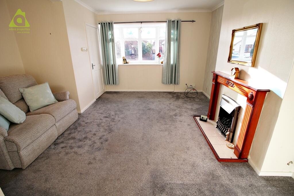 West Grove, Westhoughton, BL5 2HU photo 3