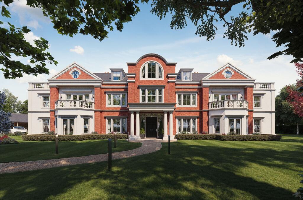 3-bed flat on Holtwood Road, Oxshott, KT22, £1,500,000