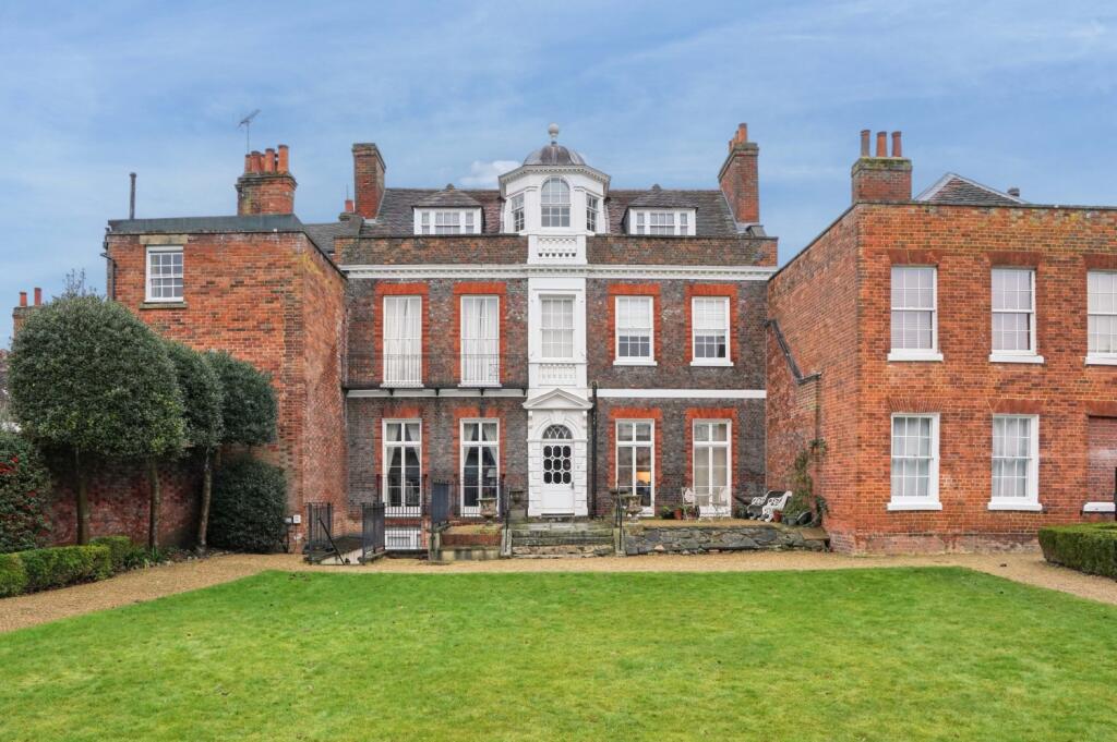 Main image of property: East St. Helen Street, Abingdon