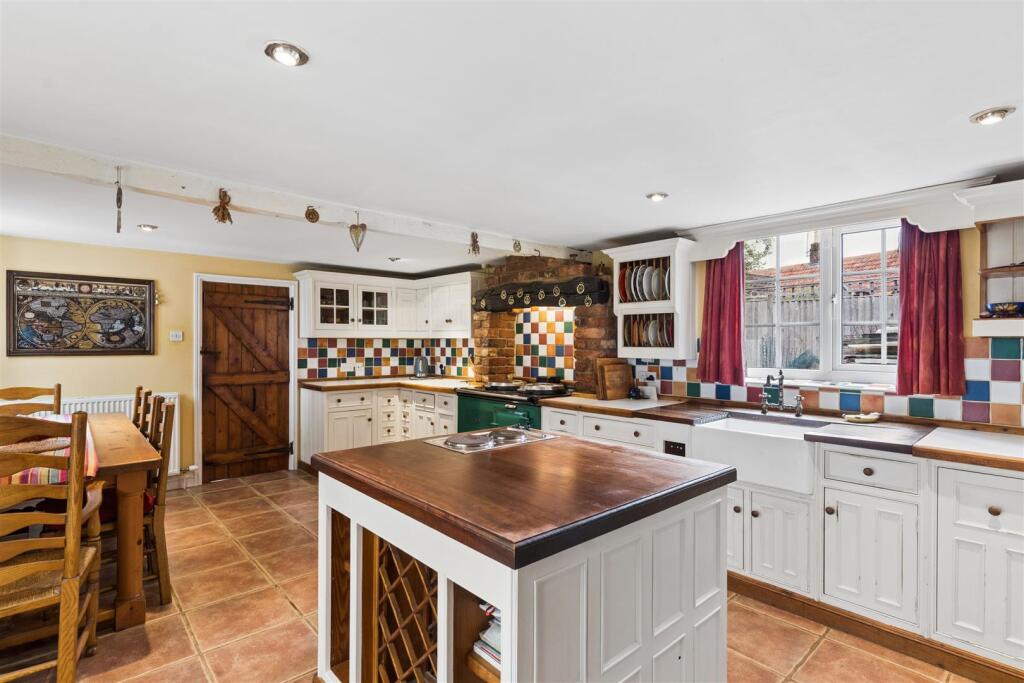 House in Northampton - View 4