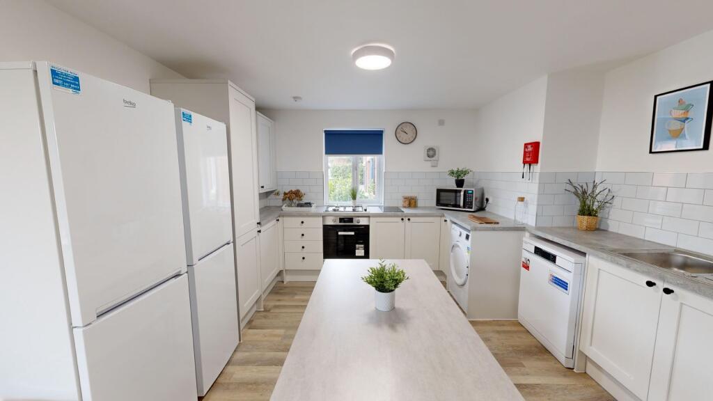 Apartment in Nottingham - View 3