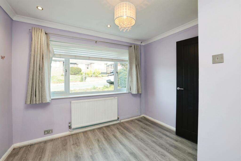 House in Hemel Hempstead, Chesham - More