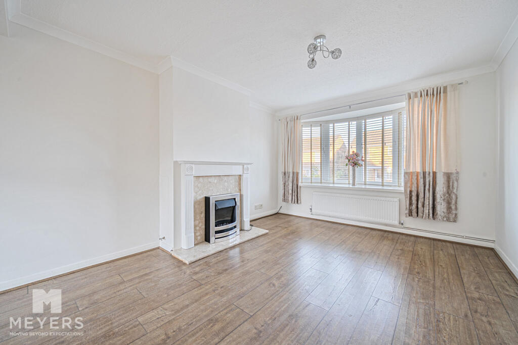 Bunting Road, Ferndown, BH22 9 photo 2