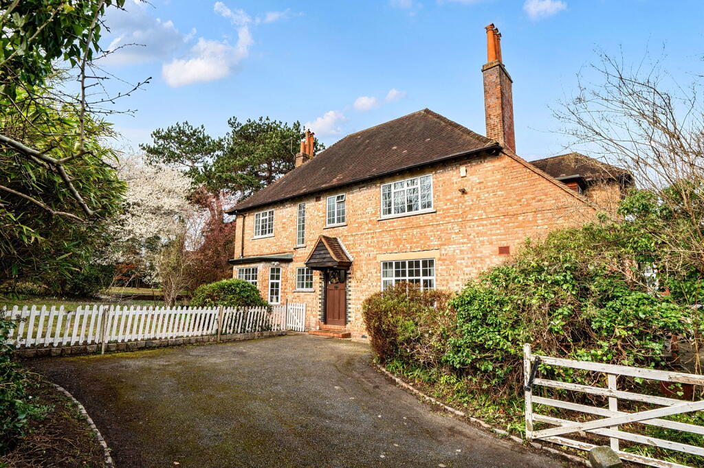 Main image of property: Scotts Lane, Bromley, BR2 0LH