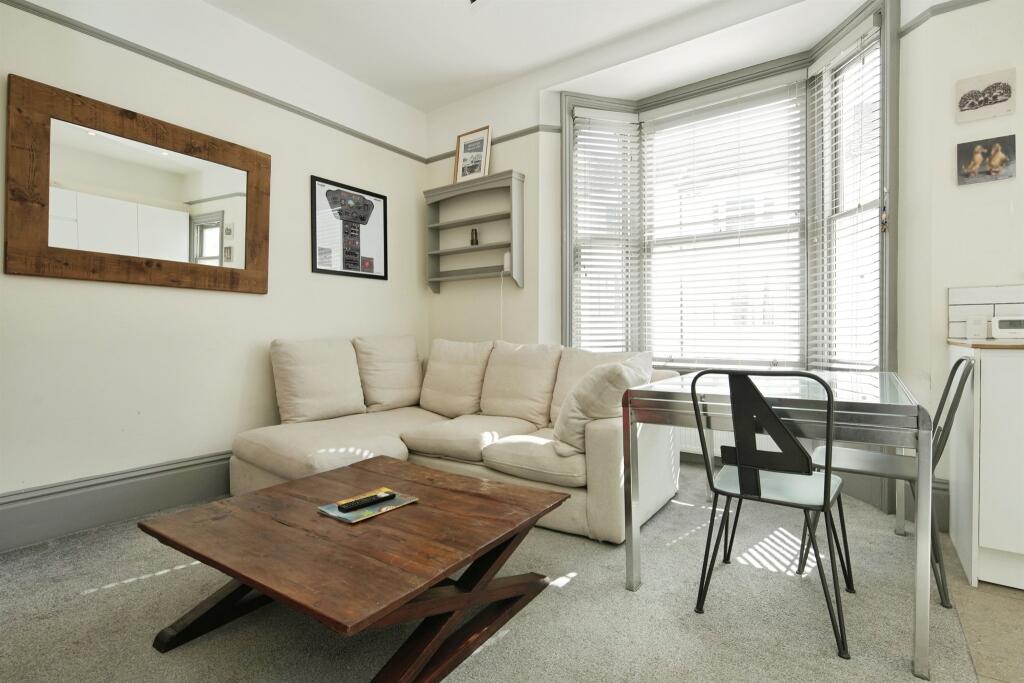 Apartment in Brighton, West Hill, Round Hill - View 3