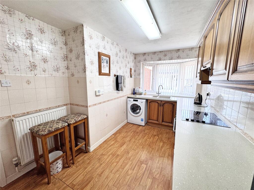 St Johns Road, Cannock, Staffordshire, WS11 photo 4