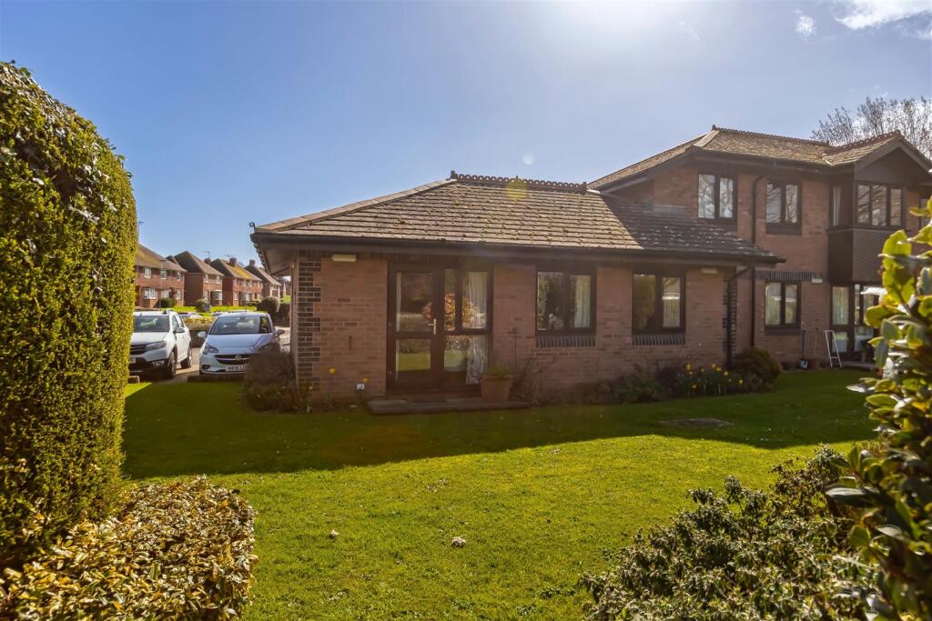 Main image of property: Goring Street, Goring-By-Sea