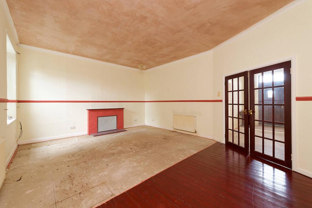 House in Larkhall, South Lanarkshire - View 3