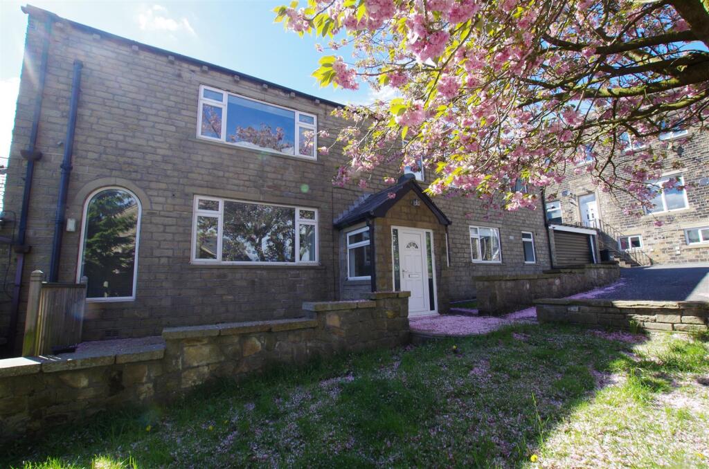 Main image of property: Stainland Road, Stainland, Halifax