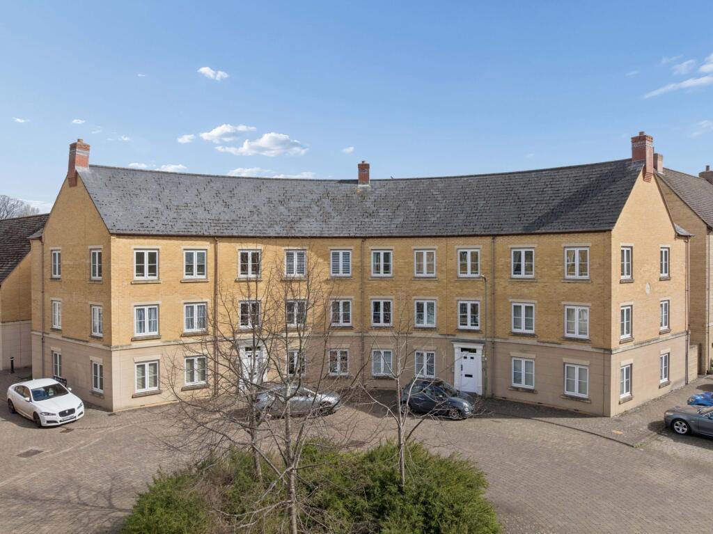 Main image of property: New Bridge Street, Witney, OX28