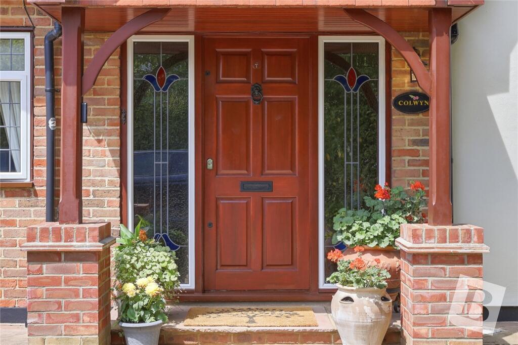 Hawkswood Road, Downham, Billericay, Essex, CM11 photo 4
