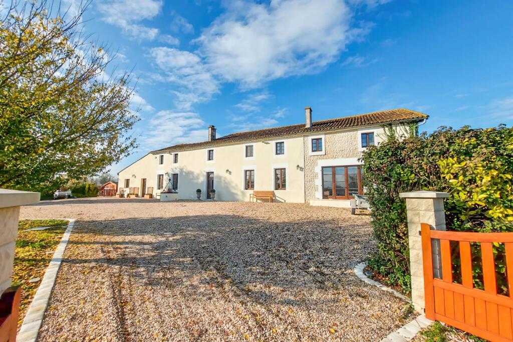 Main image of property: Poitou-Charentes, Charente, Cognac