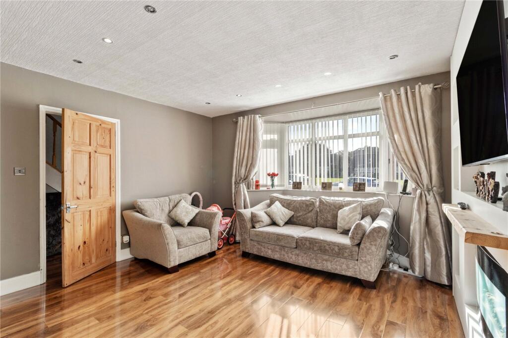 Old Meadow Lane, Hale, Altrincham, Greater Manchester, WA15 photo 3