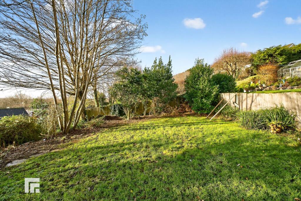 House in Cardiff, Pentrebane, Fairwater - View 2