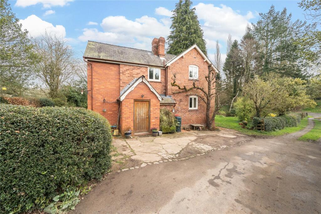 4-bed detached on Nash, Ludlow, Shropshire, £425,000