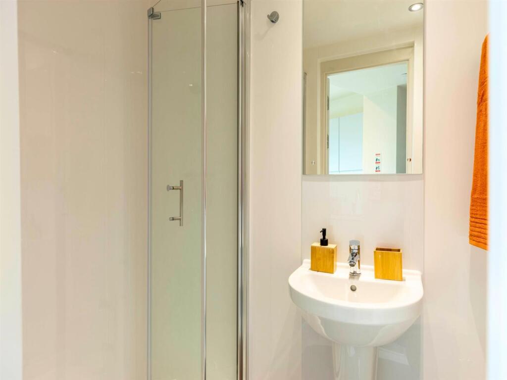 Additional image 19 of Birmingham | Student | September | B30