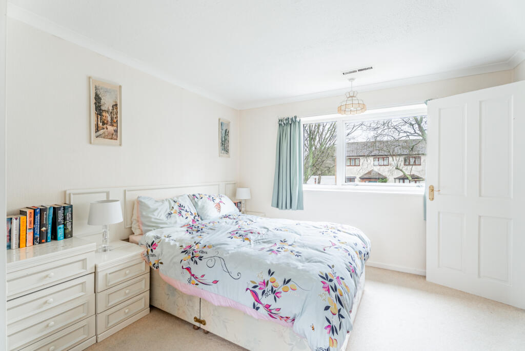 Additional image 10 of Dale Avenue, Wheathampstead, St. Albans, Hertfordshire, AL4