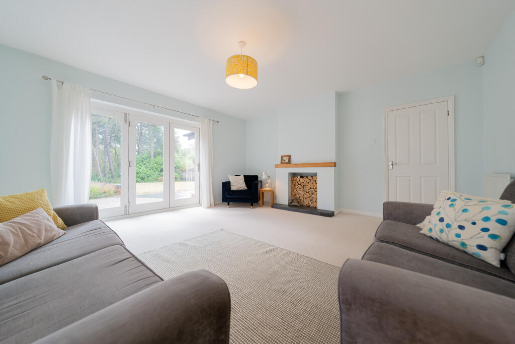 House in Hinckley and Bosworth, Groby - View 4