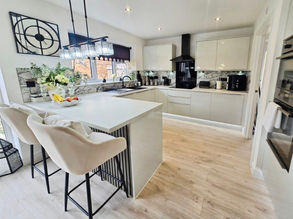 House in Gateshead, Ryton - View 2