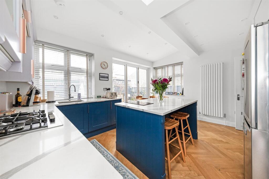 House in London - View 4