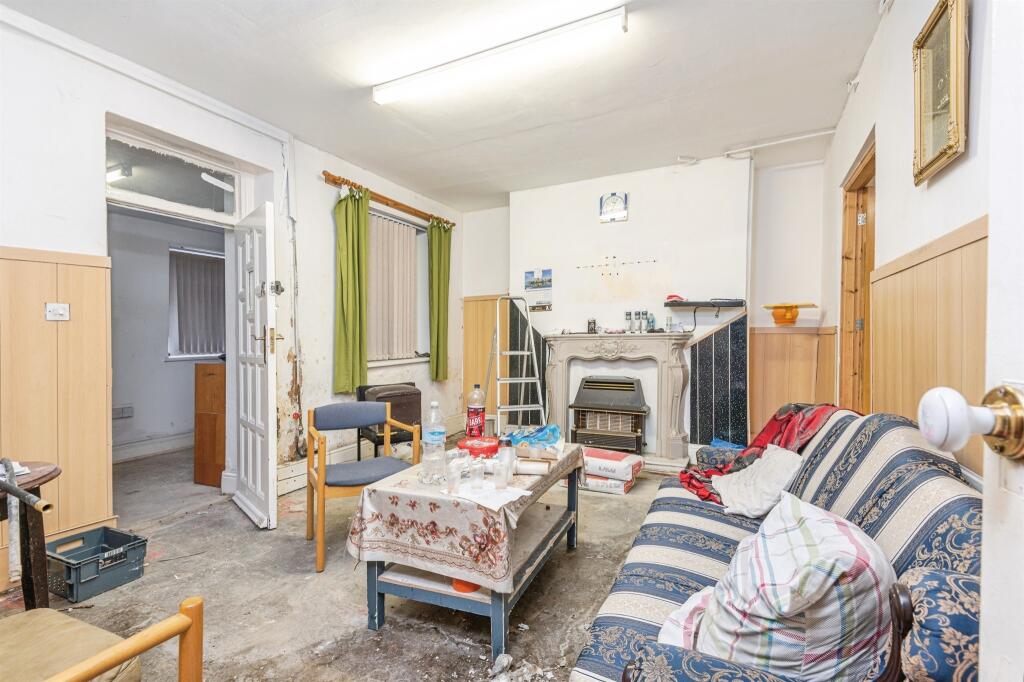 Additional image 4 of Whites View, Bradford